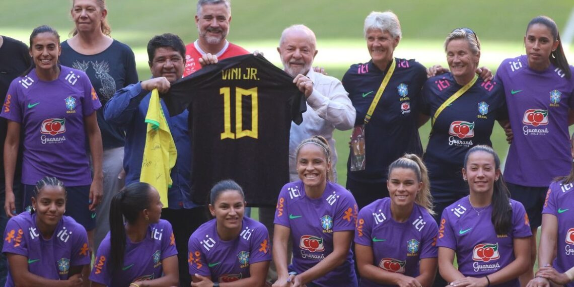 Lula Futebol Feminino - Foto - Valter Campanato - Agência Brasil