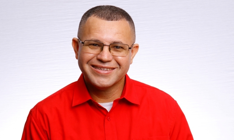 Francimar Simão orienta comunidade sobre uso do CPF na nota para reduzir valor do IPTU