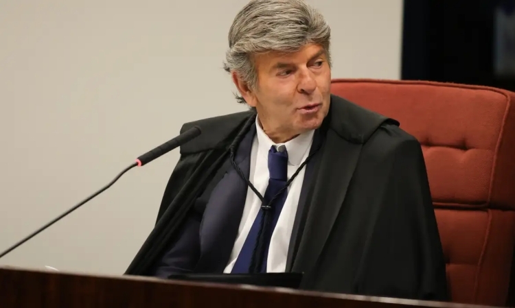 Fux vota por absolvição de Bolsonaro em julgamento sobre trama golpista