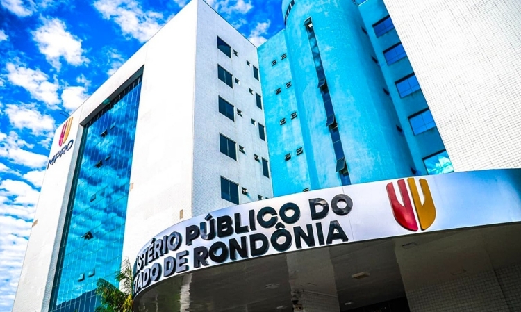 MPRO firma TAC com igreja investigada por uso de maquinário público em obra de asfaltamento em Porto Velho