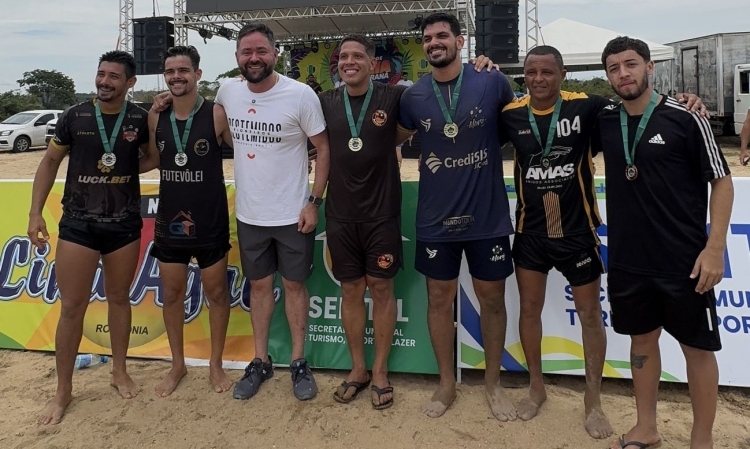 Festival de Praia de Jaci-Paraná atrai turistas e aquece comércio da região