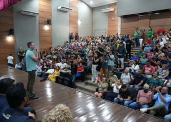 Porto Velho entrega 404 títulos de propriedade e avança na regularização fundiária