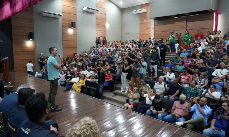 Porto Velho entrega 404 títulos de propriedade e avança na regularização fundiária