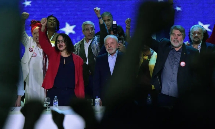 Lula defende soberania da Venezuela e critica sanções dos EUA a Cuba