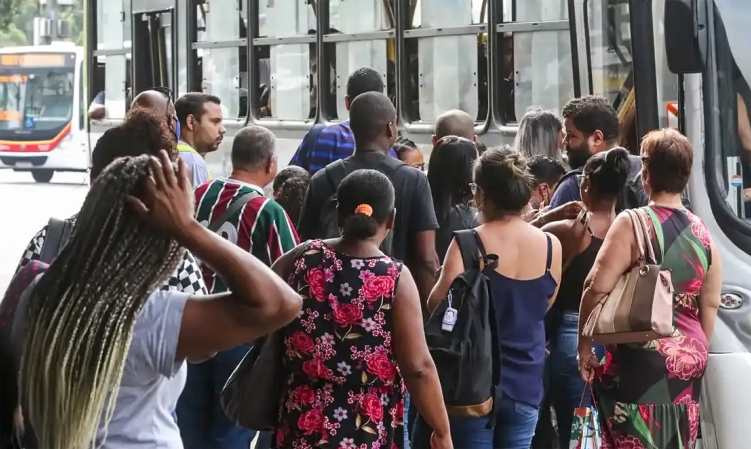 Emprego-Brasil-Foto-Tânia-Rego-Agência-Brasil