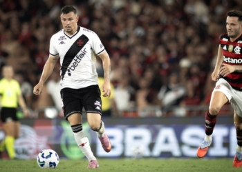 Vasco-x-Flamengo-2-Foto-Matheus-Lima-Vasco