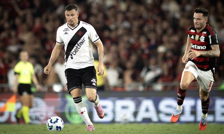 Vasco-x-Flamengo-2-Foto-Matheus-Lima-Vasco
